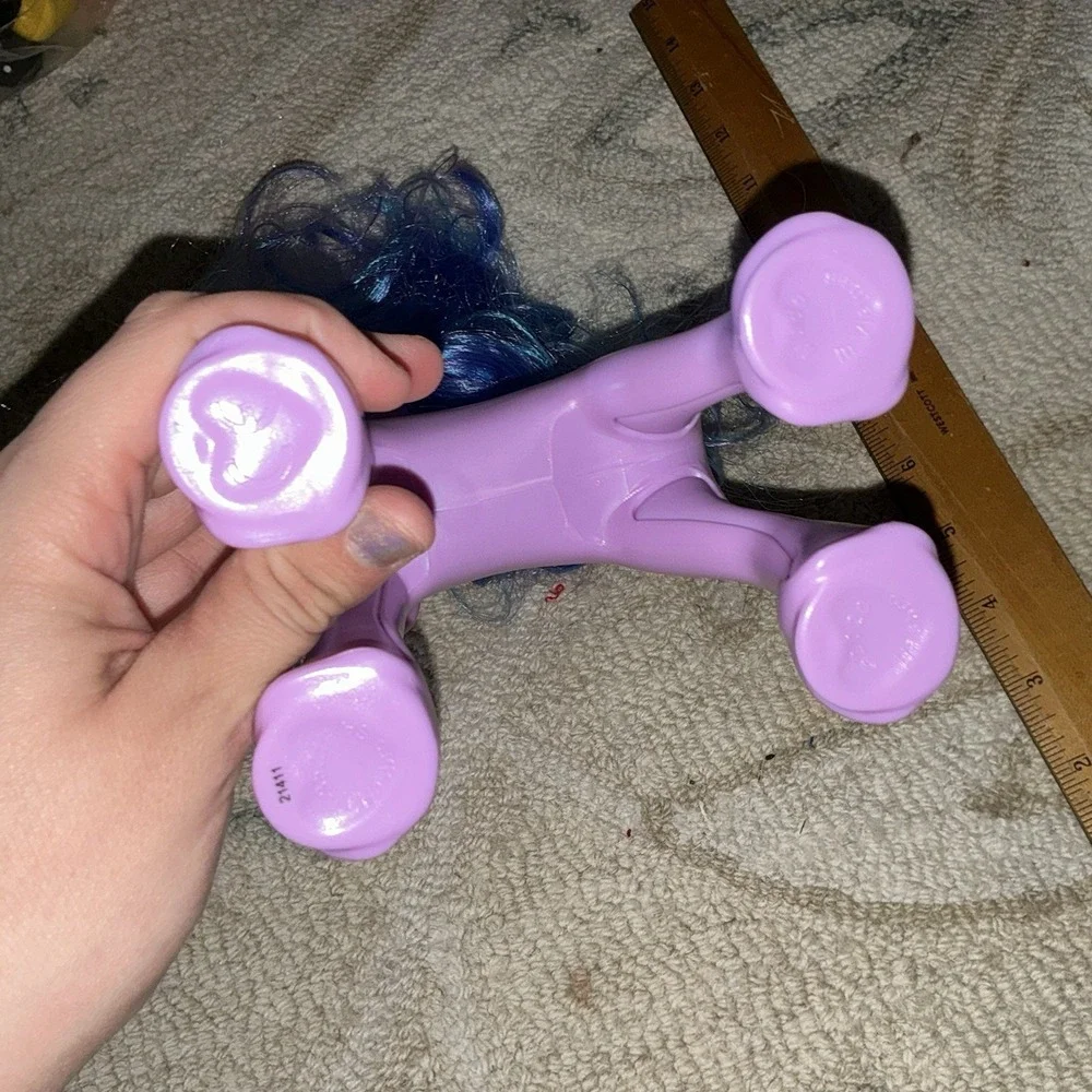 My Little Pony Izzy Moonbow Unicorn Party Brushable Hair and Tail 9
